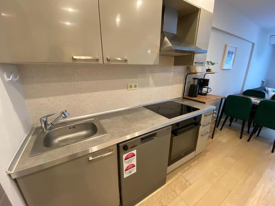 Apartamento Site Icinde! New! Modern Apart In Kadikoy *
